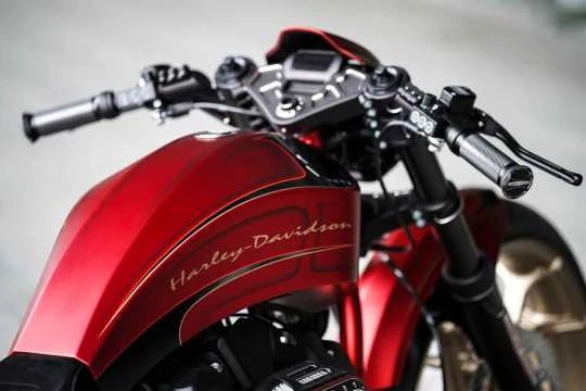 Phantom E Griffe 2 Phantom E Griffe – Bild 2